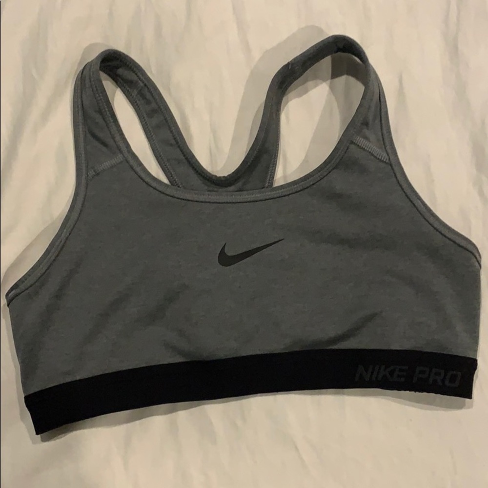 Nike Pro Sports Bra